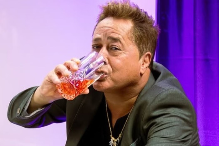 VÍDEO: Leonardo se pronuncia e debocha sobre cantar bêbado