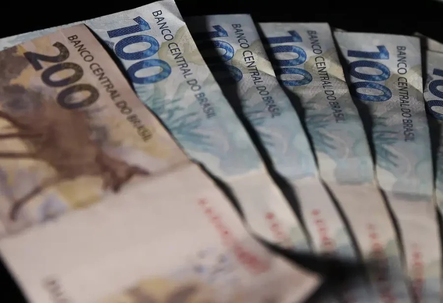 Governo prioriza Centrão e PT na liberação de emendas