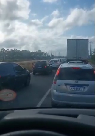 VÍDEO: Desvio na BR-304 provoca caos no trânsito entre Macaíba e Natal