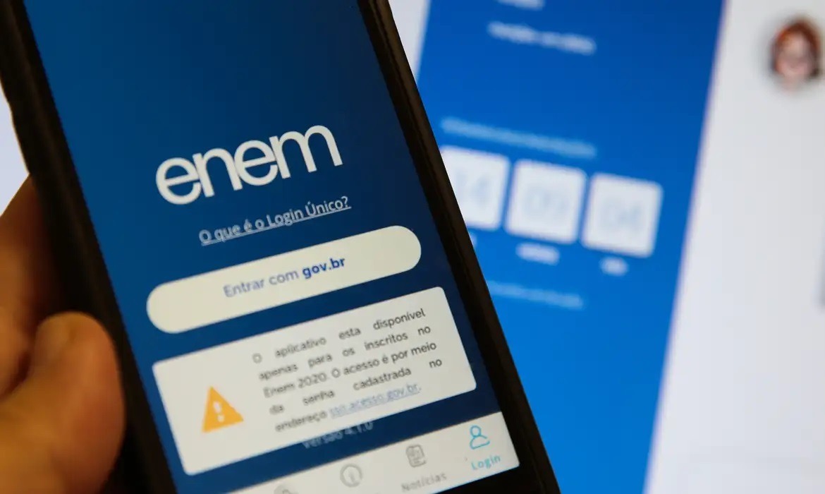 Estudantes têm até hoje para pagar taxa de inscrição do Enem; veja como fazer