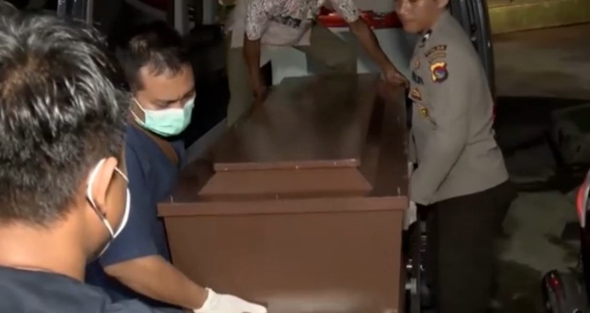 Pai de brasileira morta na Indonésia diz que traslado ainda é incerteza