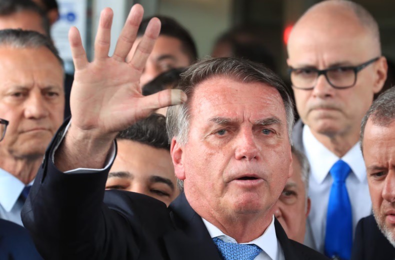 ‘Ninguém tem dúvida que o alvo sou eu’, diz Bolsonaro sobre STF ao chamar apoiadores à Paulista