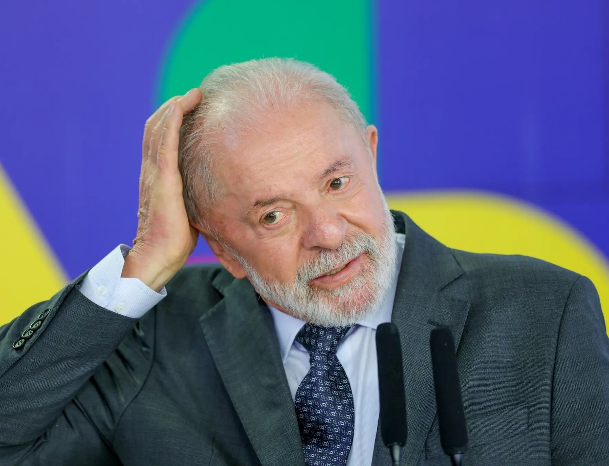 Brasil enviará carta à “The Economist” após críticas a Lula
