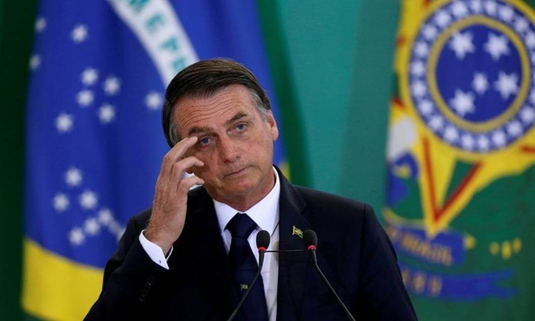 Exame de Bolsonaro revela “intensa esofagite com processo inflamatório”
