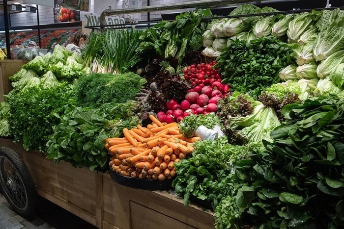 Comer esse vegetal todo dia pode melhorar a pele e as articulações