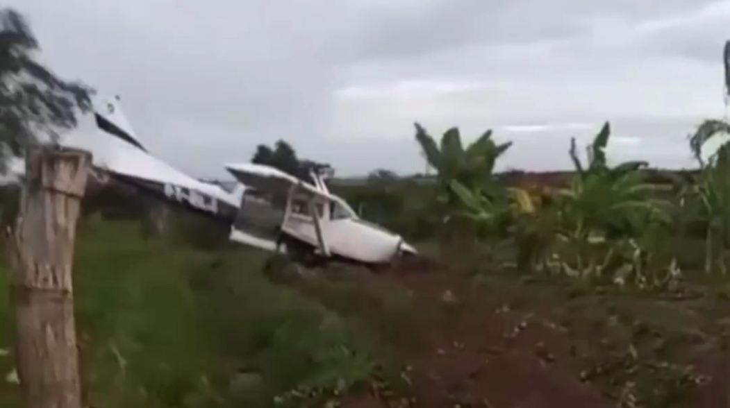 De quem é o avião monomotor que fez um pouso de emergência em Macaíba