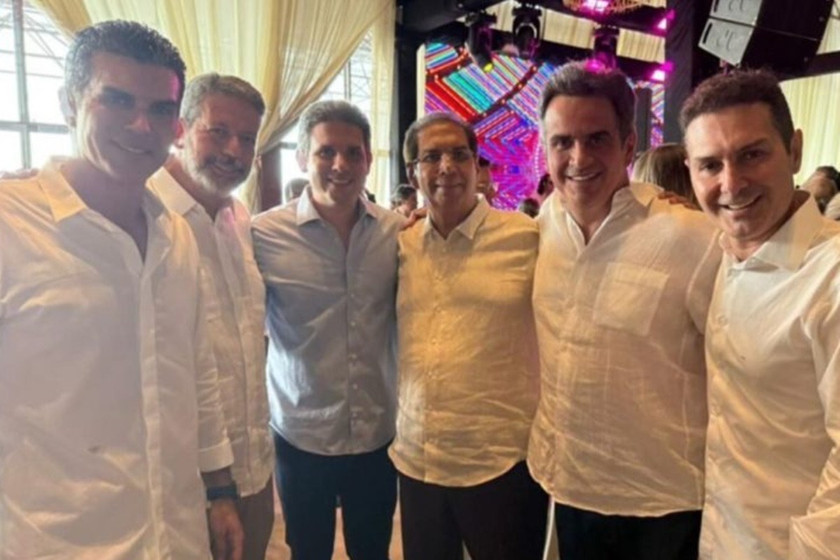 Hugo Motta usou R$ 110 mil para ir de jatinho a festa de aniversário