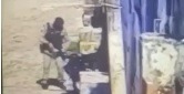 Vídeo mostra jovem rendido sendo baleado por policial em Natal; comunidade denuncia execução
