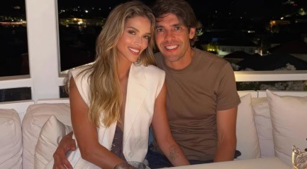 Internautas pedem que Kaká ‘erre um pouco’ no casamento após foto romântica com a mulher