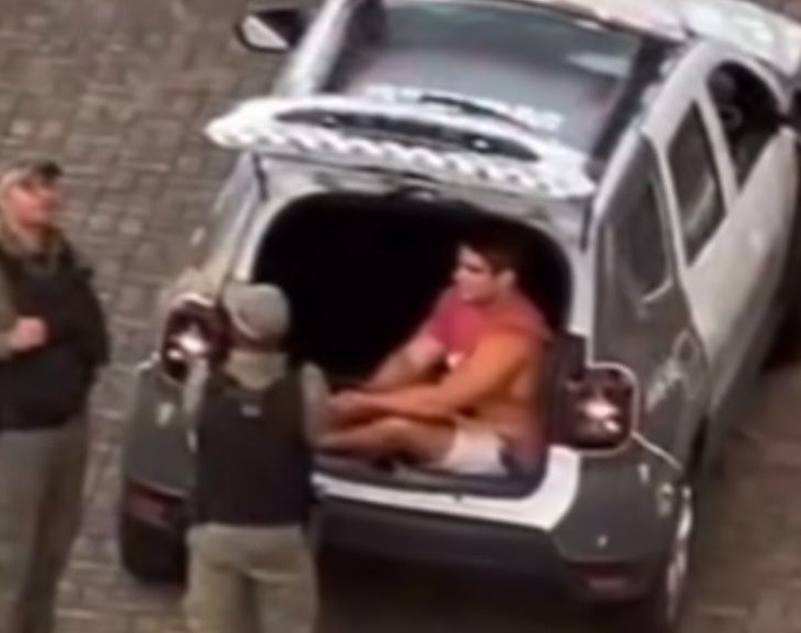 VÍDEO: Veja o momento em que Igor Cabral é preso por espancar namorada com mais de 60 socos
