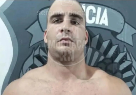 Foto de Igor Cabral, o "bombado do elevador", no sistema prisional é divulgada