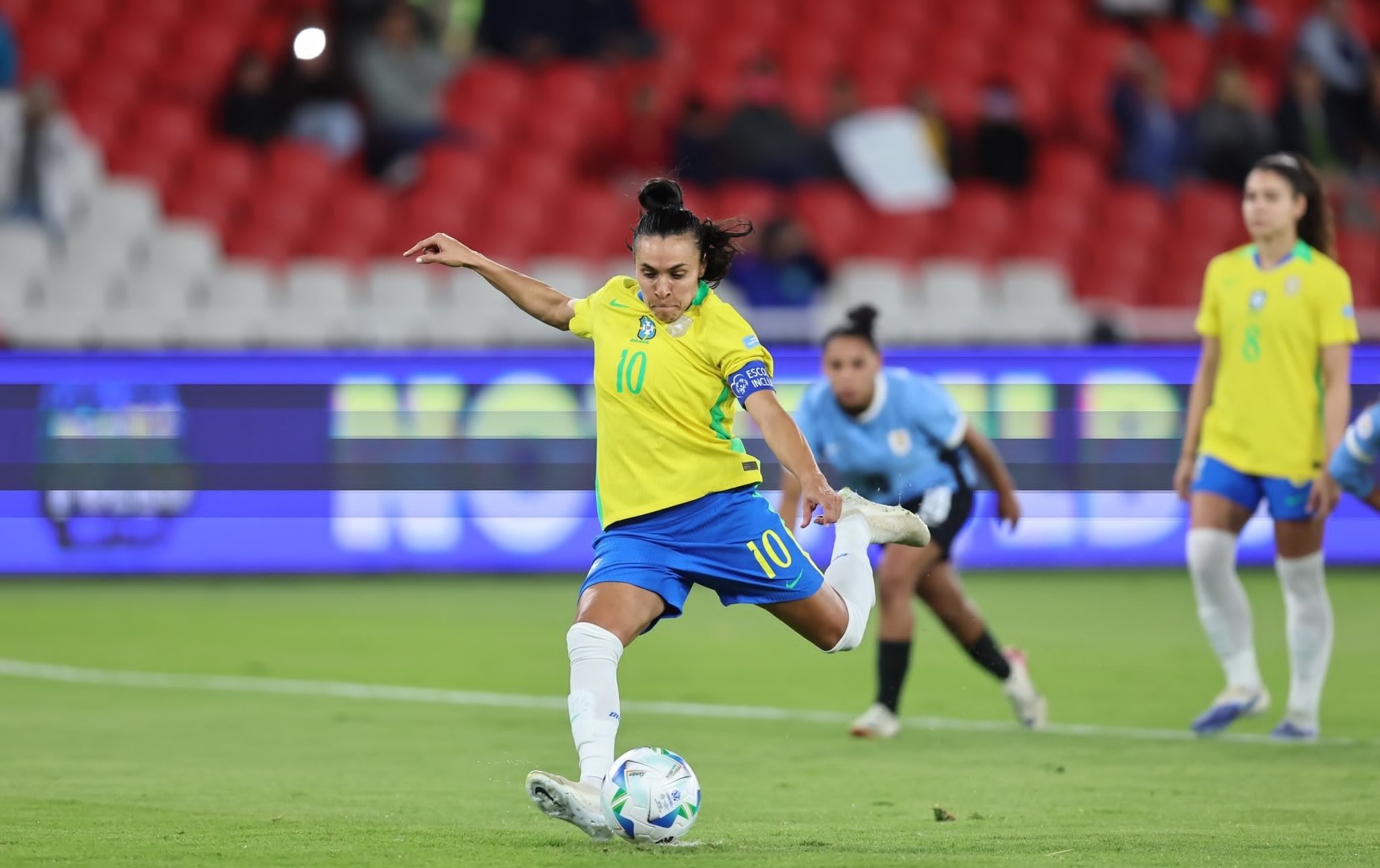 Brasil goleia Uruguai e vai novamente à final da Copa América feminina