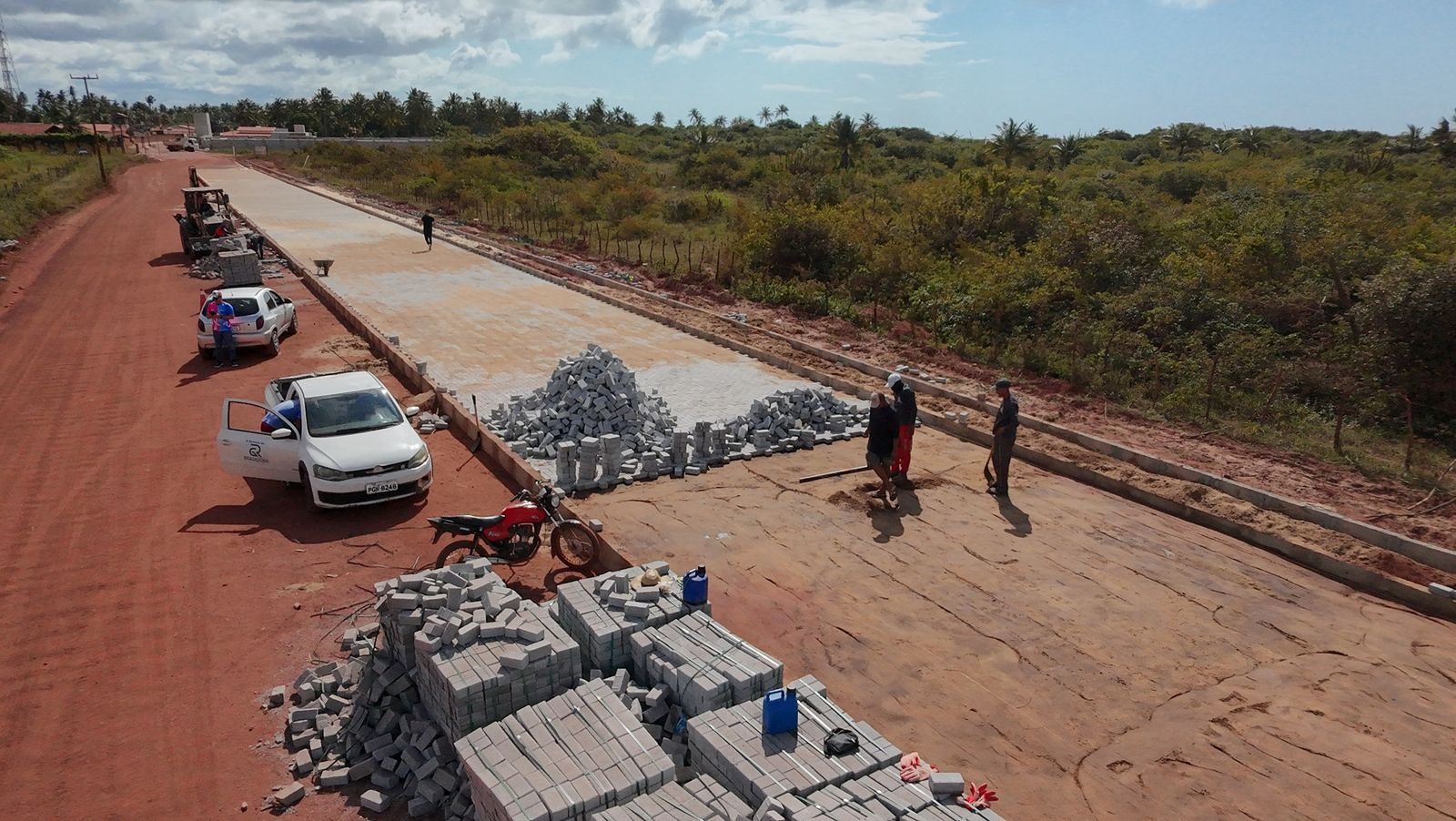 Estrada para o Futuro: Styvenson investe no turismo com pavimentação da RN-221