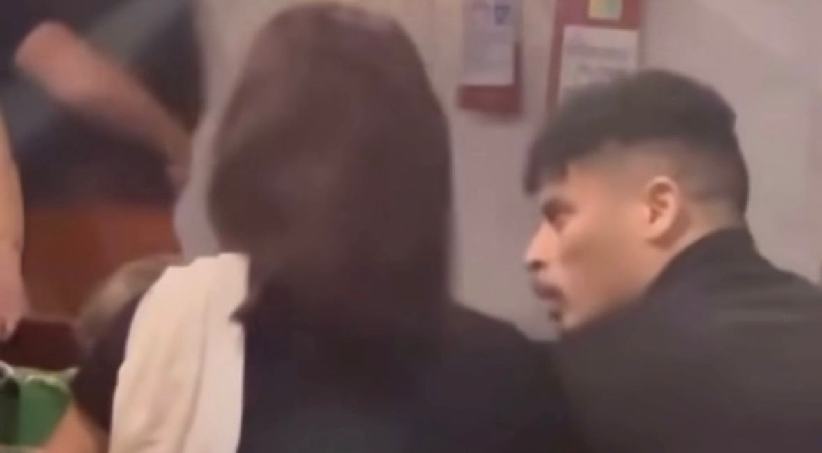 VÍDEO: Homem agride mulher com bebê no colo em bar de Nova Parnamirim; assista