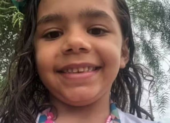 Menina de 8 anos morre no hospital após ser picada por escorpião