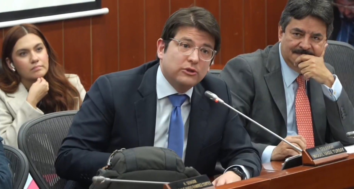 Morre Miguel Uribe, pré-candidato à Presidência da Colômbia baleado em junho