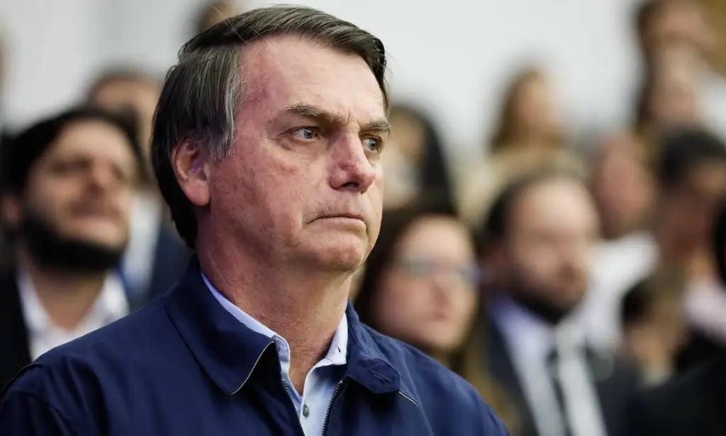52,1% dos brasileiros são contra a prisão de Jair Bolsonaro