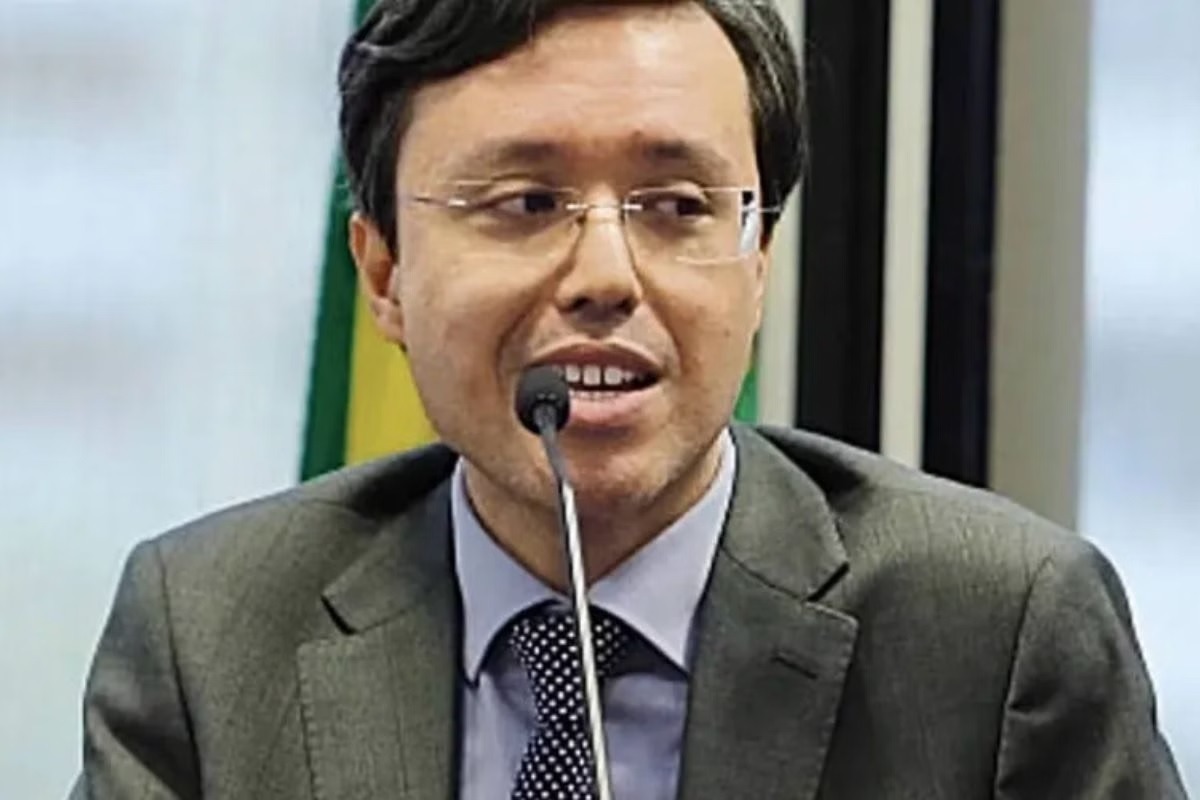 Fiscal preso no caso Ultrafarma enviou R$ 54 milhões a falso banco da mãe