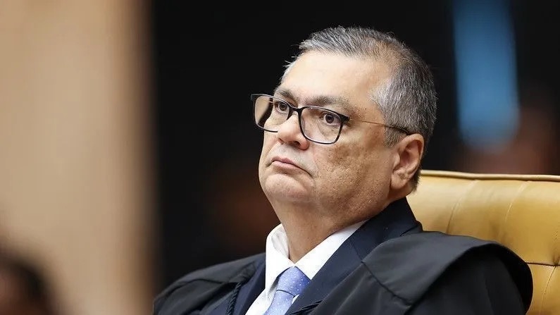 EUA são informados sobre decisão de Dino que barra leis estrangeiras