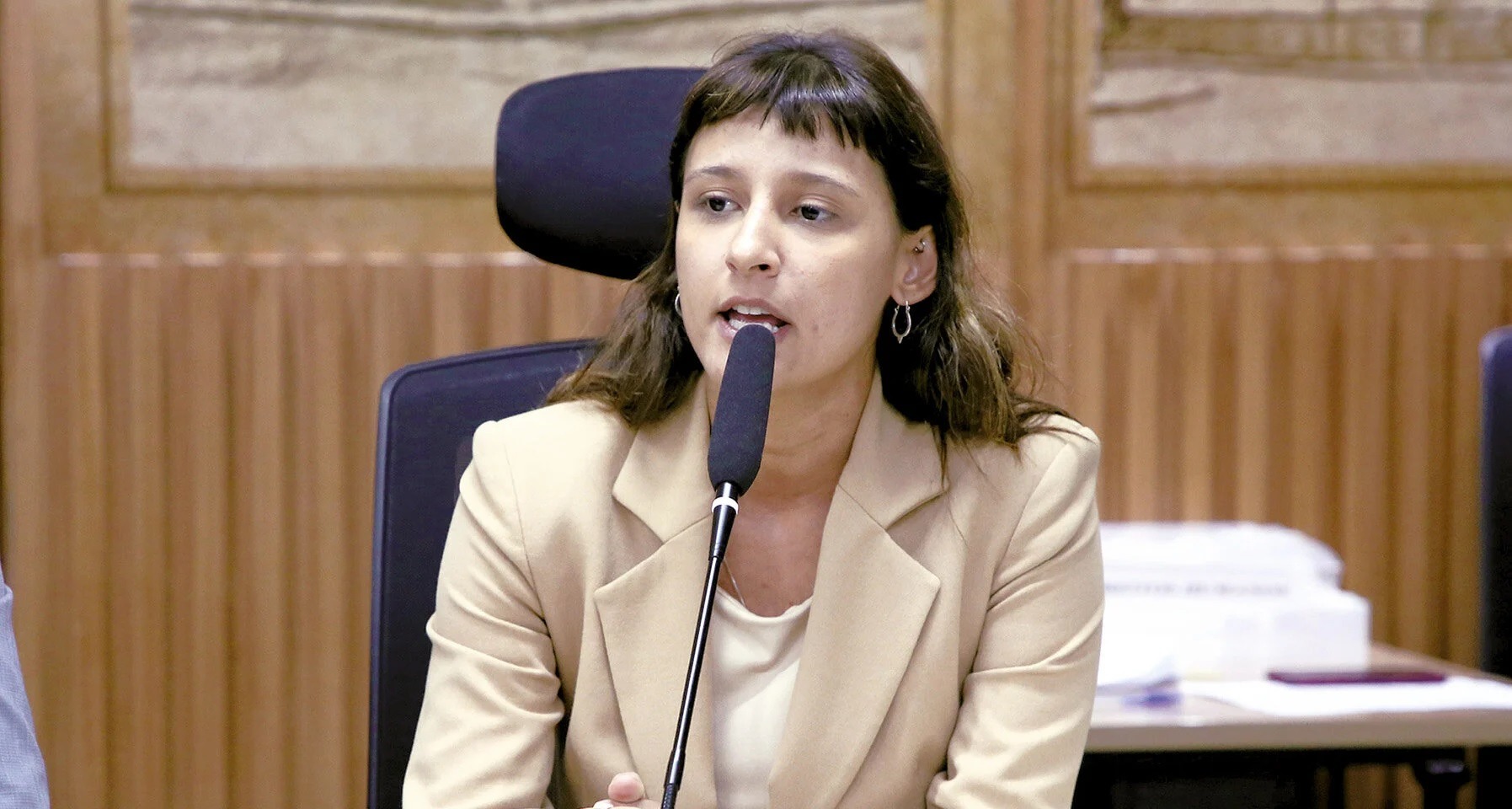 Vereadora Brisa Bracchi foi alertada sobre restrição no uso de recursos públicos para eventos políticos