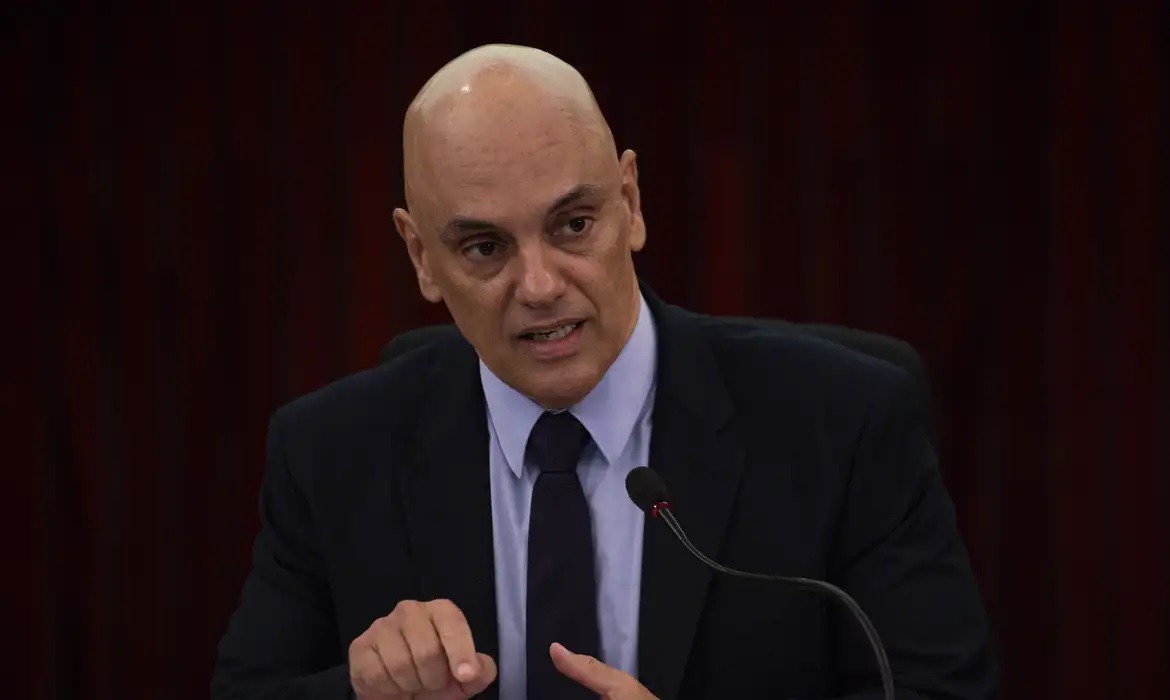 Moraes faz “seguro antivista” para julgamento de Bolsonaro