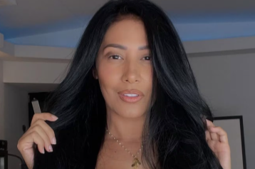 Simaria posta foto completamente nua e apaga minutos depois