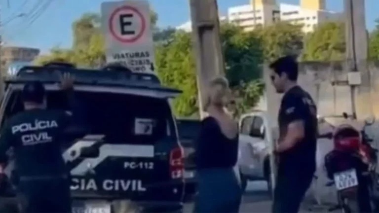 Mulher é presa no RN por se passar por juíza, desembargadora e advogada