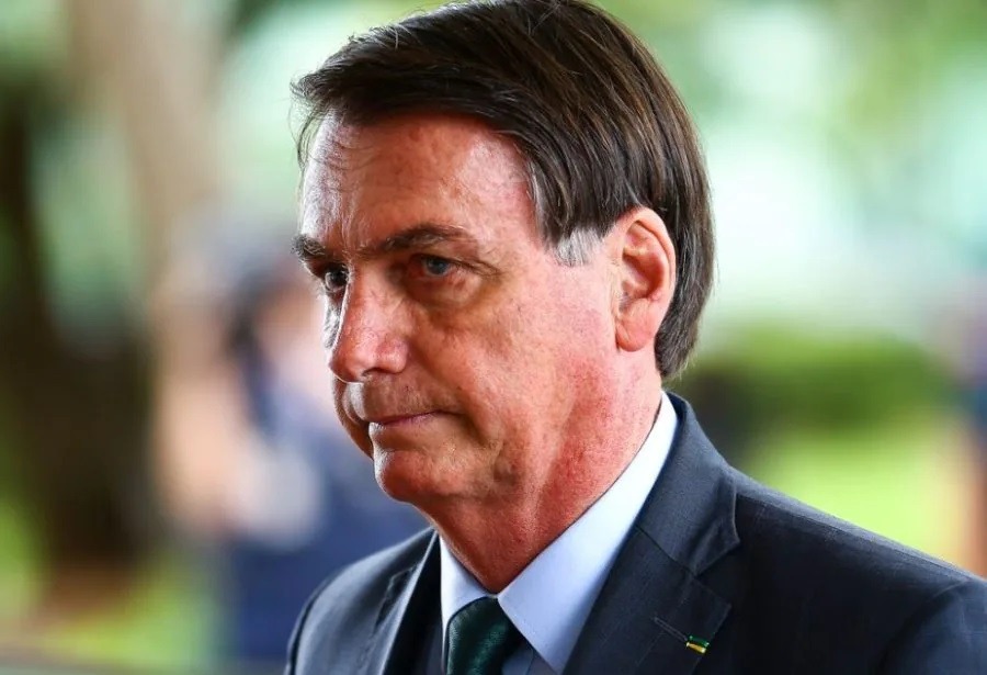 PF aponta que Bolsonaro burlou STF e compartilhou 300 vídeos pelo Whatsapp