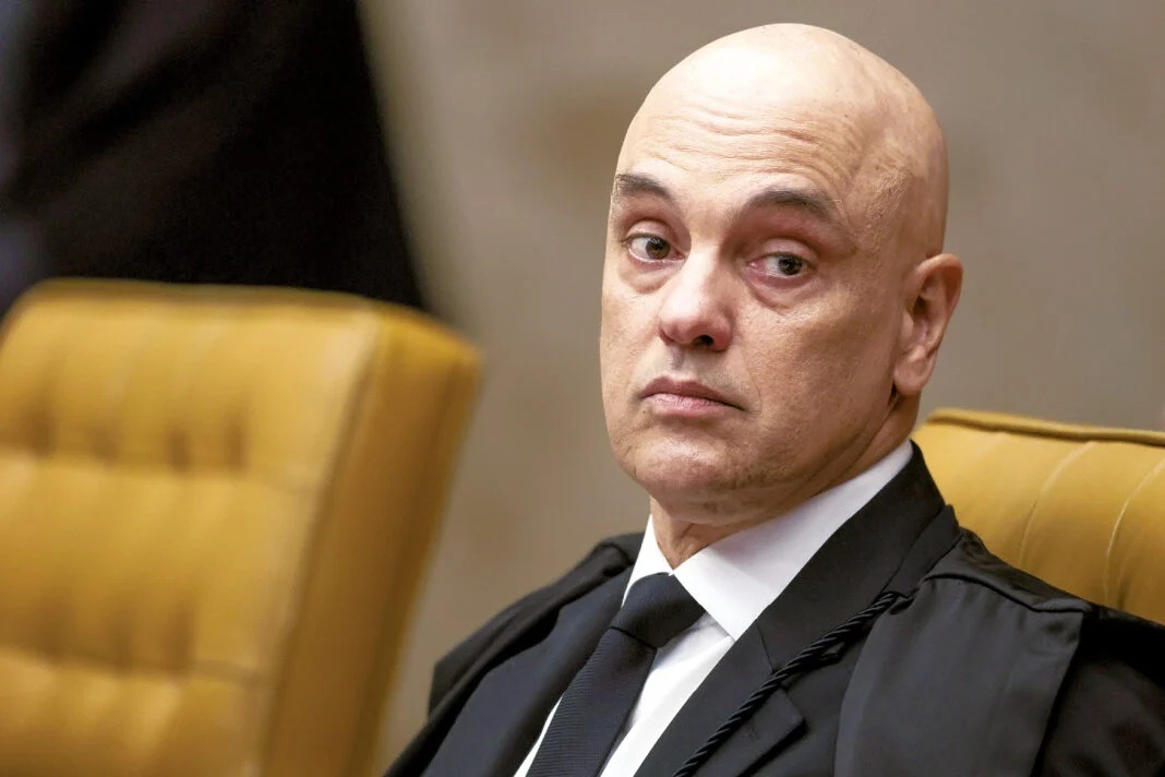 Mastercard bloqueia cartão de Alexandre de Moraes