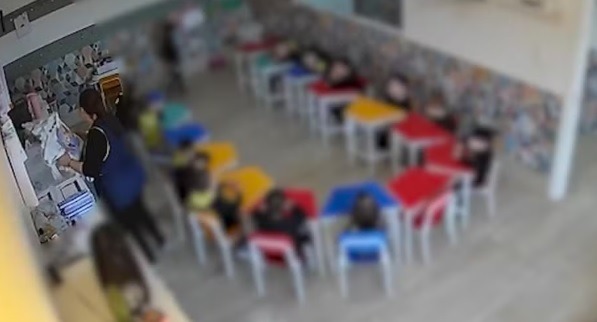 Professora filmada agredindo aluno de 4 anos em escola é presa; menino perdeu um dente