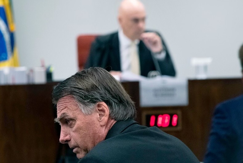 Plano de Moraes é mandar Bolsonaro cumprir pena na Papuda