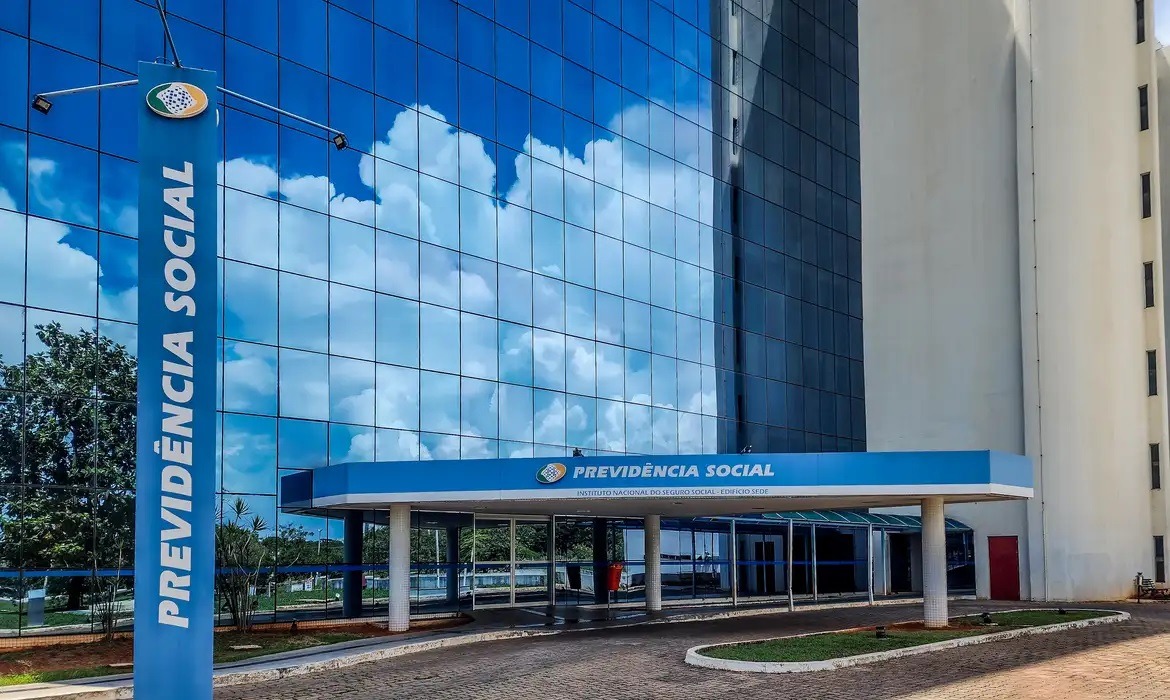 Gasto com Previdência subirá R$ 87,2 bi em 2026 com reajustes, novos benefícios e salário-maternidade