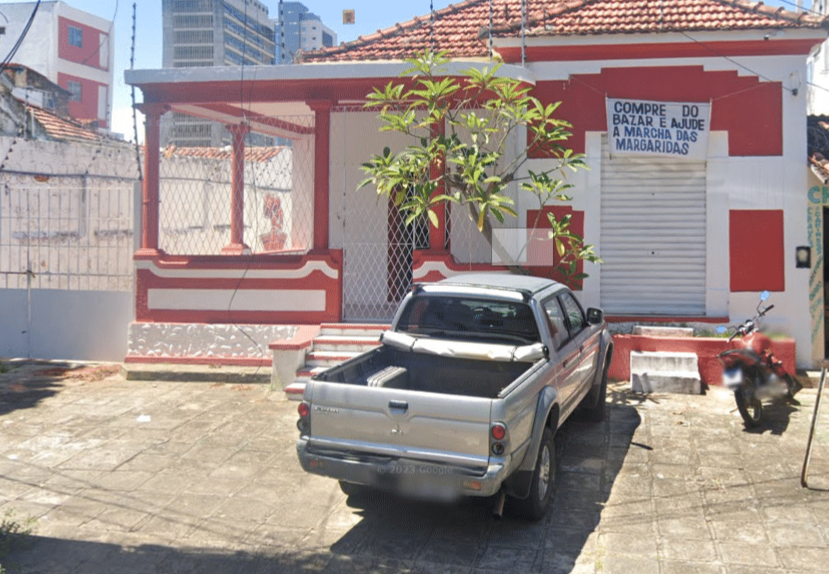 Casa Vermelha funciona em imóvel registrado como sede do PSTU em Natal