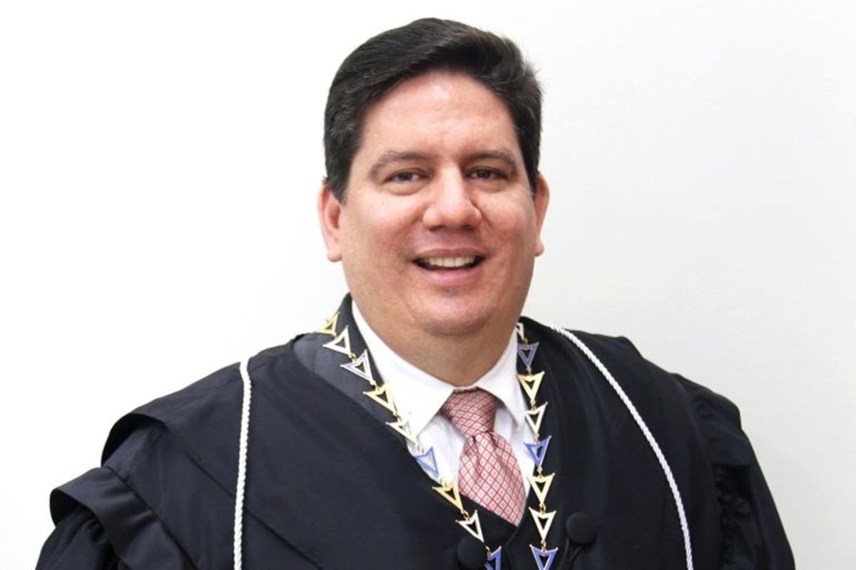 MPF pede condenação de conselheiro que xingou colega de “vadia e puta”