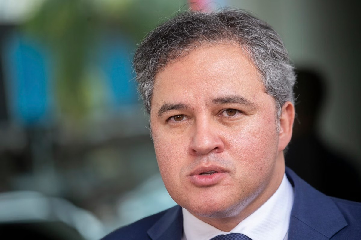 Senador diz que 200 bilhões lavados pelo PCC são “irrecuperáveis”