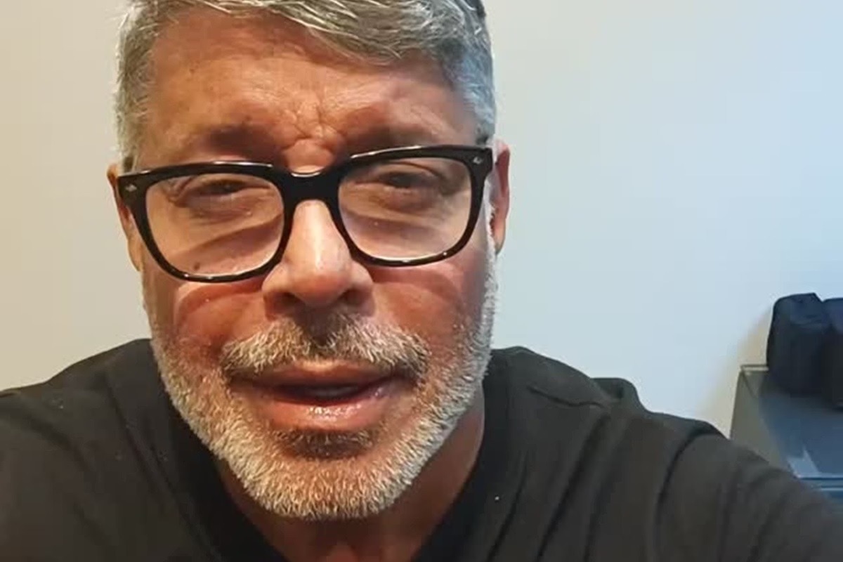 VÍDEO: Alexandre Frota detona produção do Domingo Legal