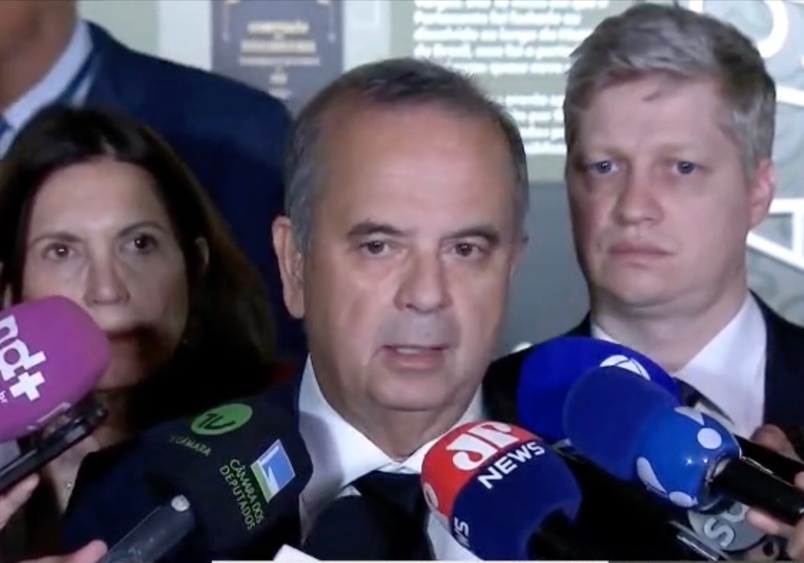 VÍDEO: Senado deve votar fim de descontos associativos em folha de aposentados na próxima semana, diz Rogério Marinho