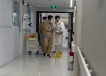 VÍDEO: Rafael Motta caminha pela primeira vez após acidente e alta é prevista para a próxima semana