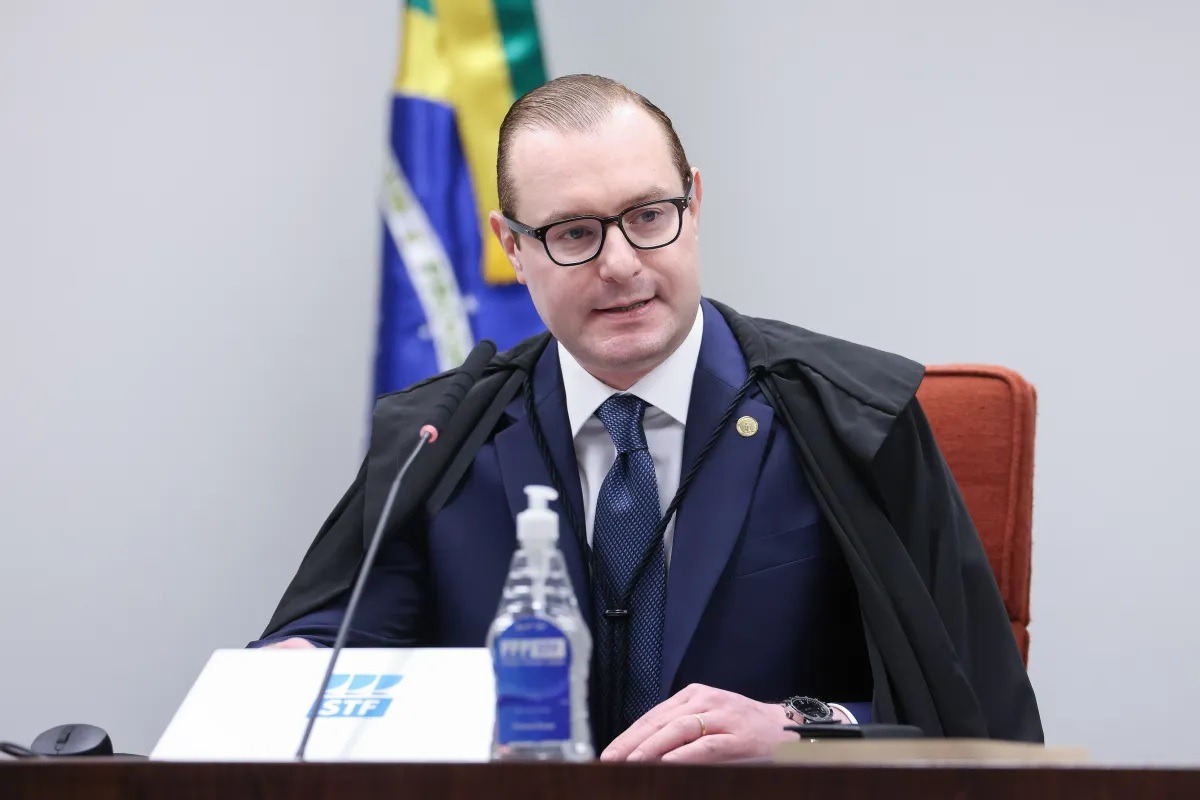 Zanin confirma sessões extras para julgamento de Bolsonaro