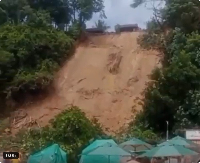 VÍDEO: Deslizamento de terra atinge barracas na Praia do Madeiro, em Tibau do Sul