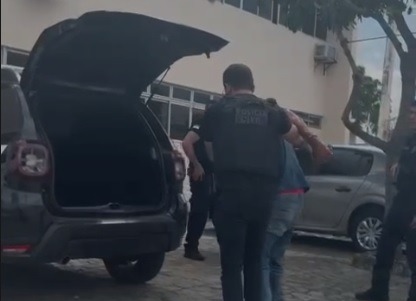 Ex-companheiro é preso após matar mulher a facadas no dia 07 de setembro em Santa Cruz