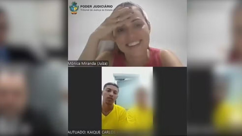[VÍDEO] “Você de novo?”: Juíza ri ao encontrar preso durante audiência de custódia