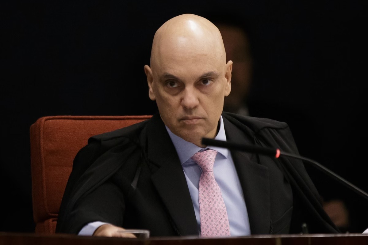 VÍDEO: Após voto de Fux, Moraes diz que 8/1 “não foi passeio na Disney”