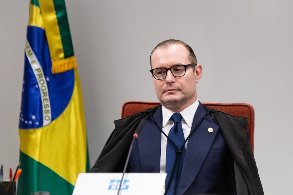Zanin é o último a votar no julgamento de Bolsonaro e outros 7 réus