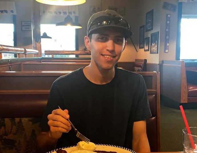Quem é Tyler Robinson, suspeito de matar o influenciador Charlie Kirk