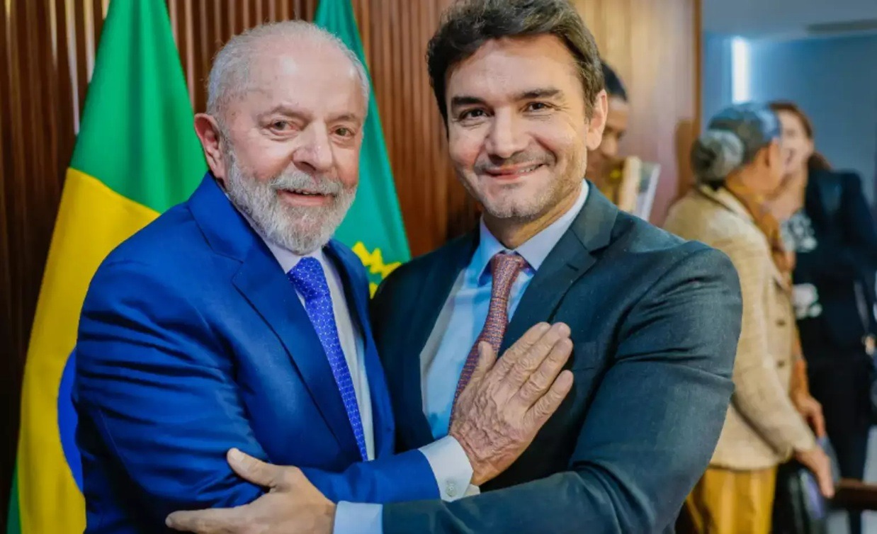 Saída de Sabino do ministério abre articulação por sucessor no Turismo