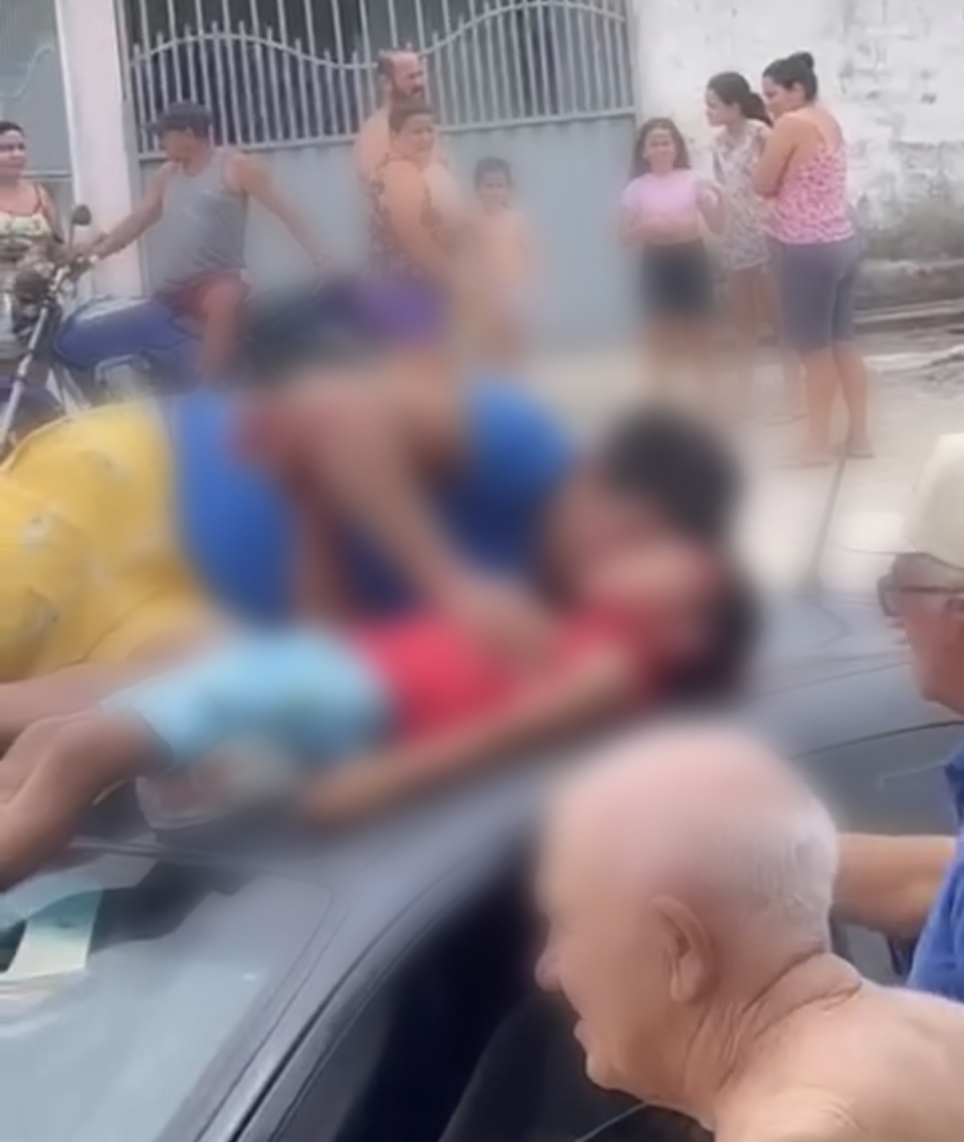 Acidente em Ielmo Marinho deixa mãe e filho em estado grave; motorista de carro estava alcoolizado