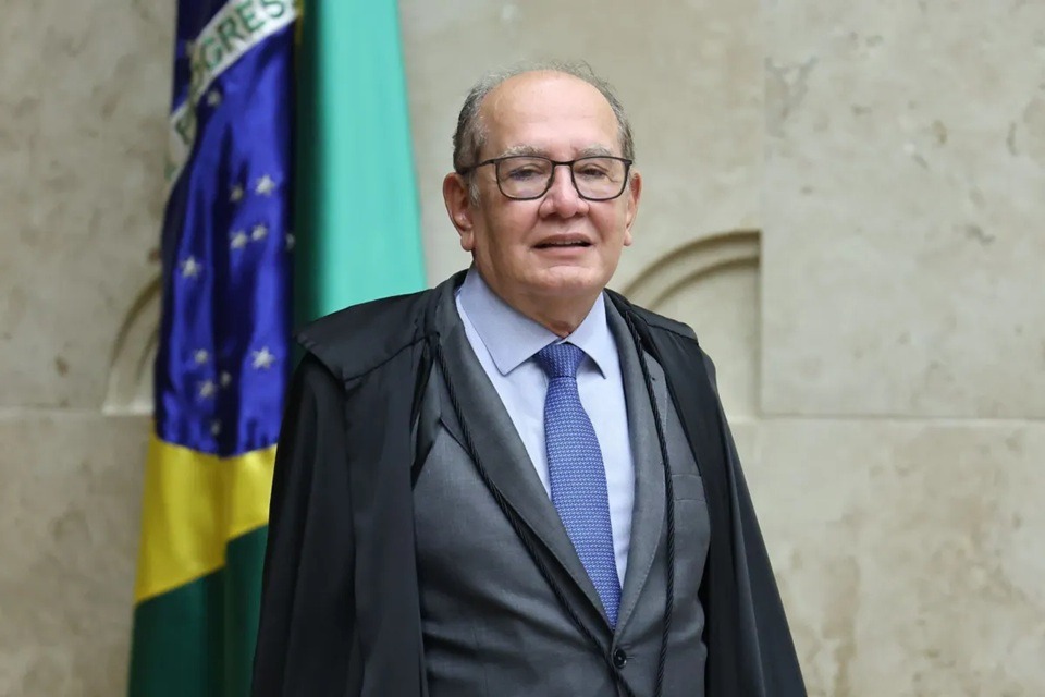 Gilmar Mendes elogia atos da esquerda e diz que povo mostra força pela democracia