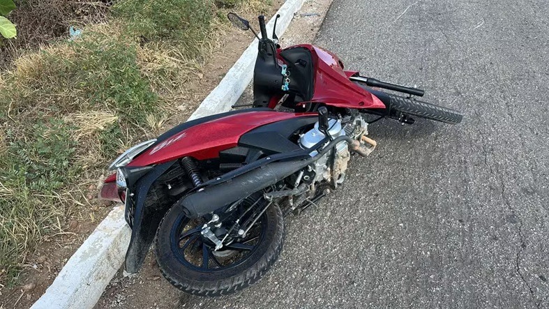 Idosa morre após bater moto em carro a caminho do trabalho em Mossoró
