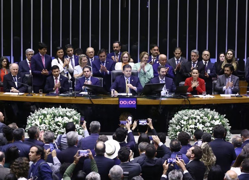 Senado barra PEC da Blindagem e freia ofensiva da Câmara em projetos polêmicos